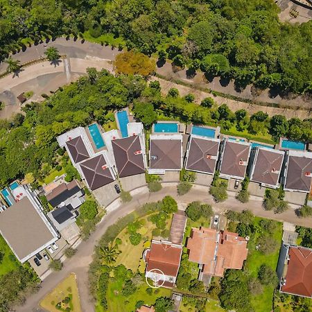 Tulip Hill View Villa 5 Bedrooms With A Private Swimming Pool Bandung Eksteriør billede